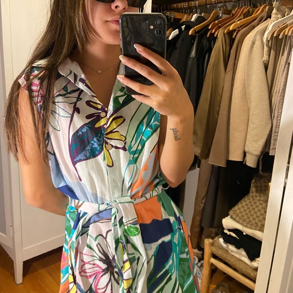 Floral Multicolor Sleeveless Dress - Picture 4 of 12